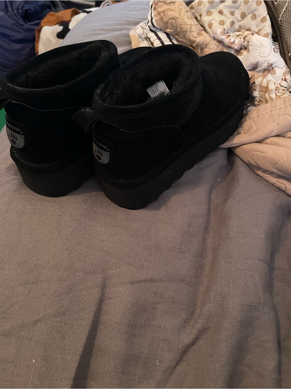Bear paw Black Short Fuzzy Lined Slip-On Booties